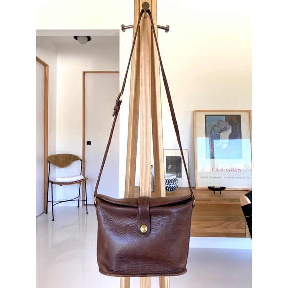 Coach Handbags - Vintage COACH Purse